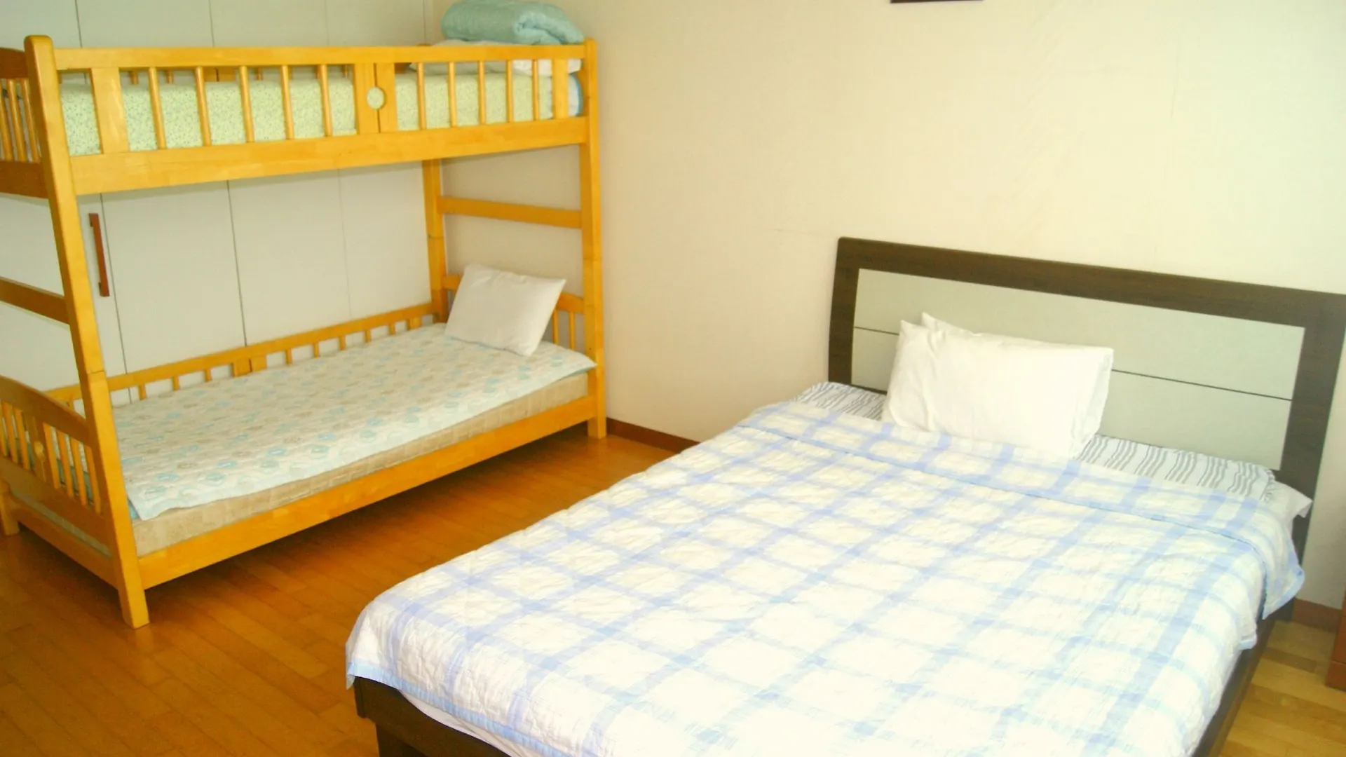 New Airport Guesthouse Incheon 2*,  South Korea